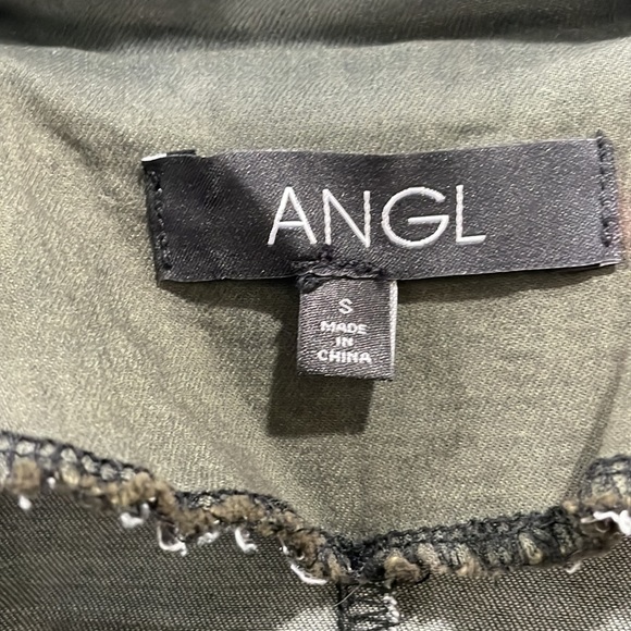 Edgy Jacket - Picture 9 of 9